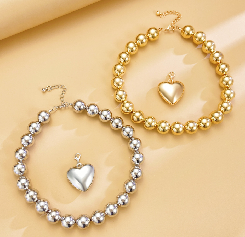 Women's Chunky Beaded Heart Choker Pendant Necklace