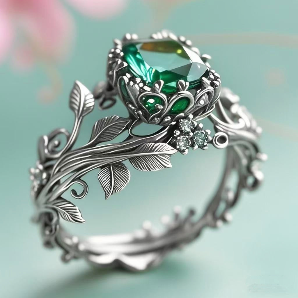 Women's Vintage Emerald Leaf Crystal Ring