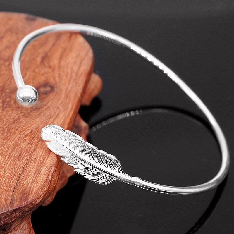 Women's Adjustable Silver Feather Bracelet